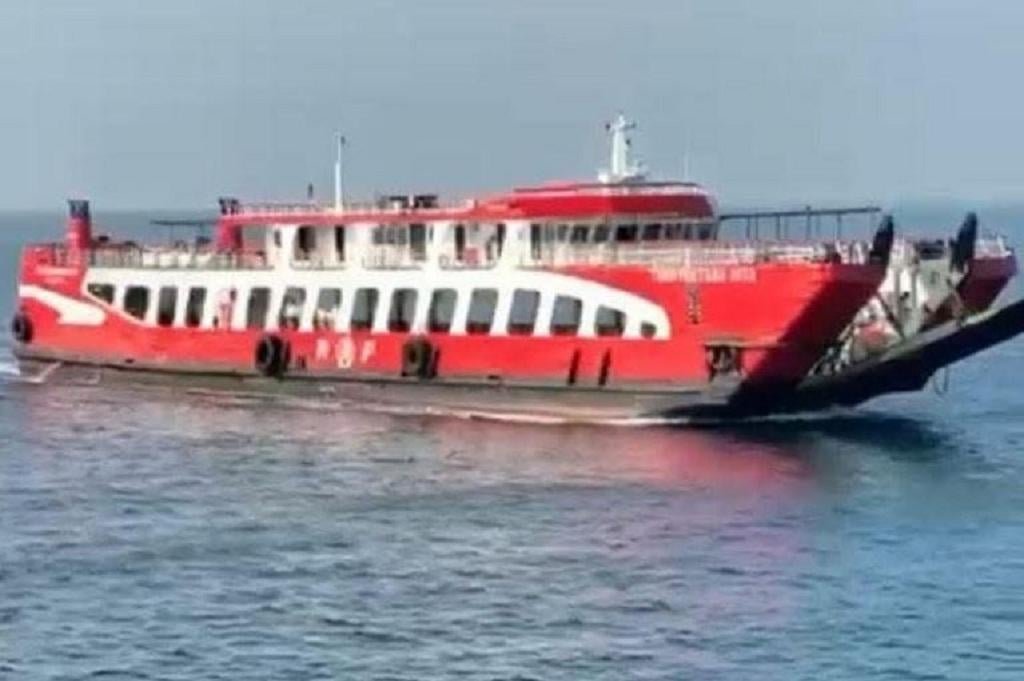 Kronologi KMP Tunu Pratama Jaya Tenggelam di Selat Bali, Kapal Blackout lalu Terbalik